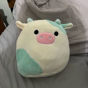 Cow Squishmallow